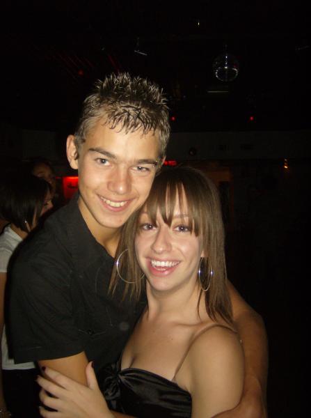 mon ptit frere et sa ch&eacute;rie ..